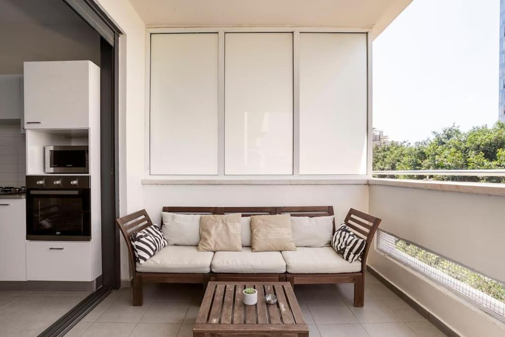 Sunny Luxury Apartments Tel Aviv Eksteriør billede