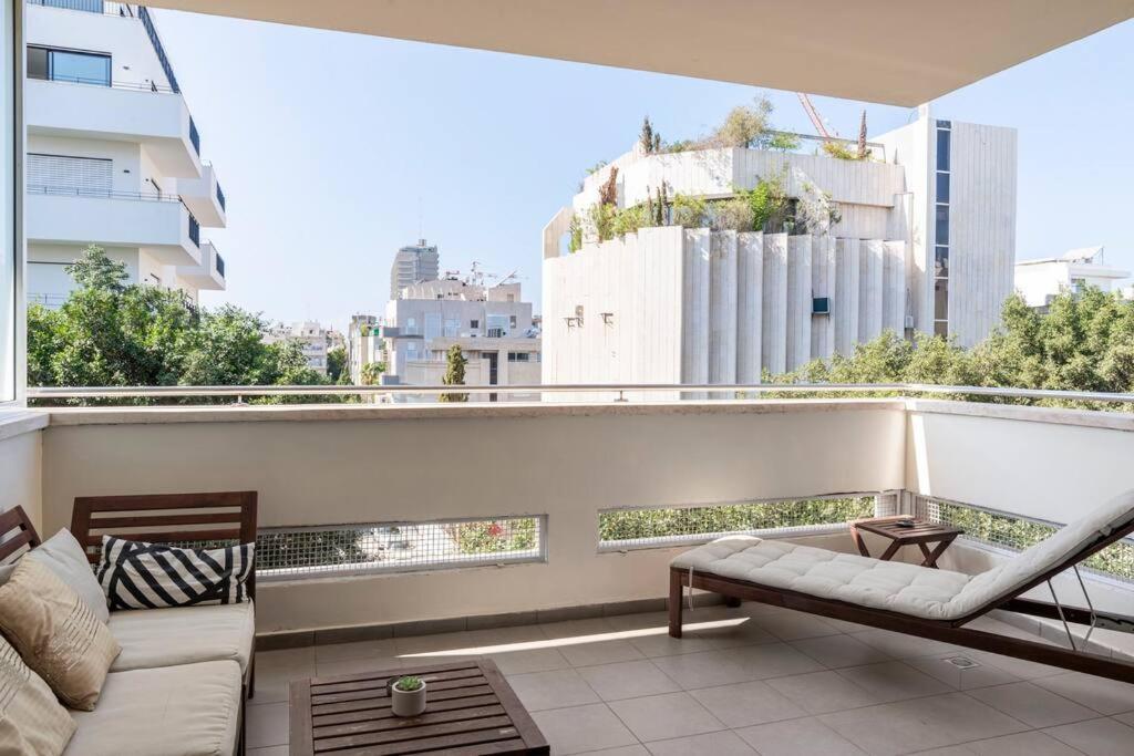 Sunny Luxury Apartments Tel Aviv Eksteriør billede