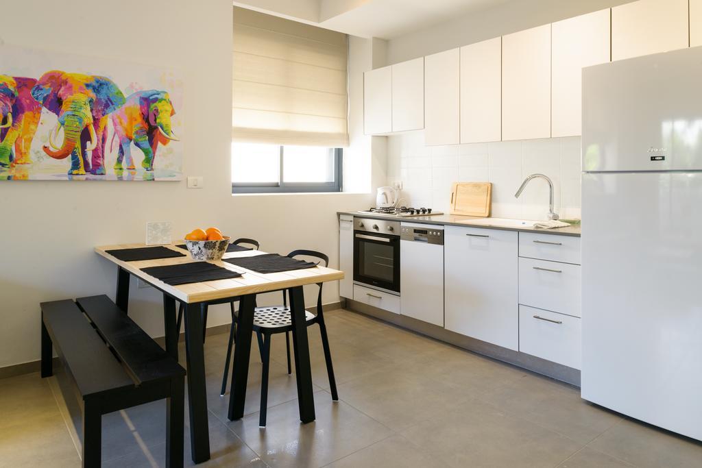 Sunny Luxury Apartments Tel Aviv Eksteriør billede